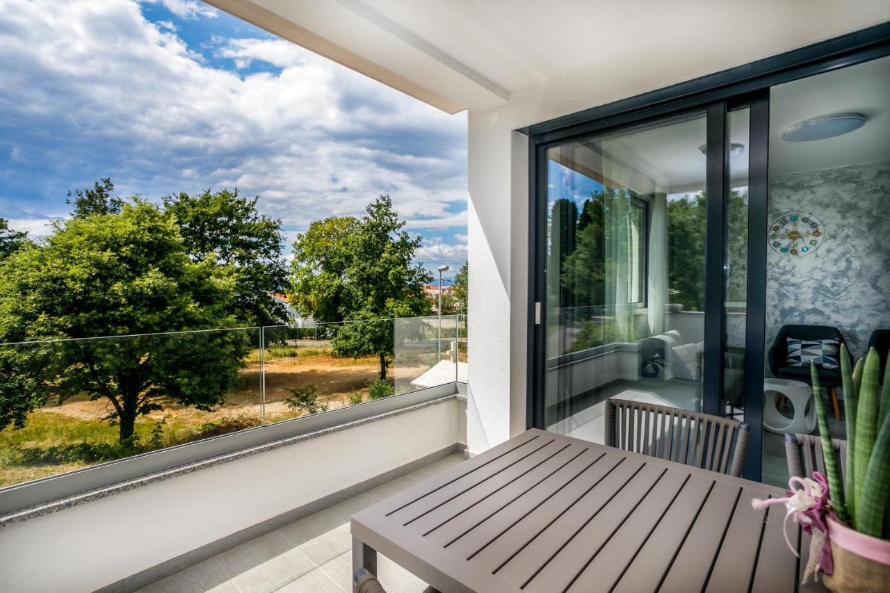 2A Partment Rukavina Appartement Njivice Buitenkant foto