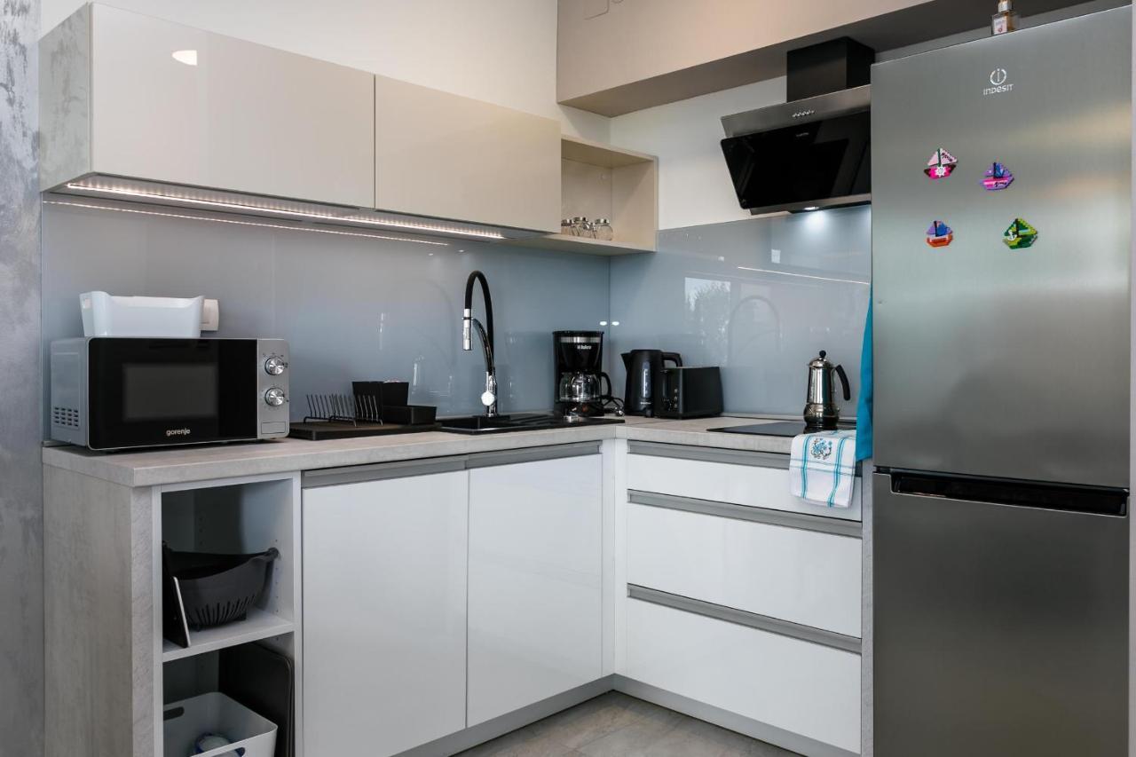 2A Partment Rukavina Appartement Njivice Buitenkant foto