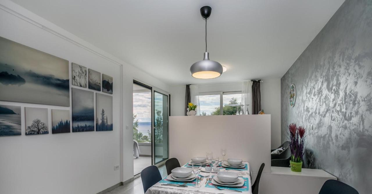 2A Partment Rukavina Appartement Njivice Buitenkant foto